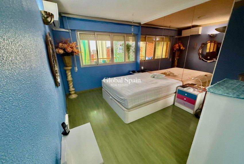 Revente - APPARTEMENT -
BENIDORM - Levante