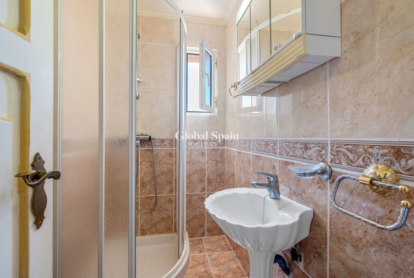 Revente - APPARTEMENT -
Benidorm - Levante