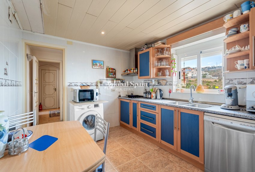 Revente - APPARTEMENT -
Benidorm - Levante