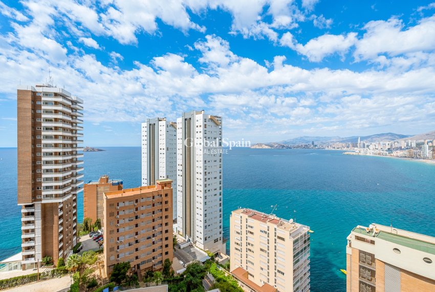 Revente - APPARTEMENT -
Benidorm - Levante