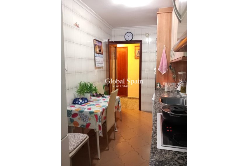Revente - Appartement -
Benidorm - Levante