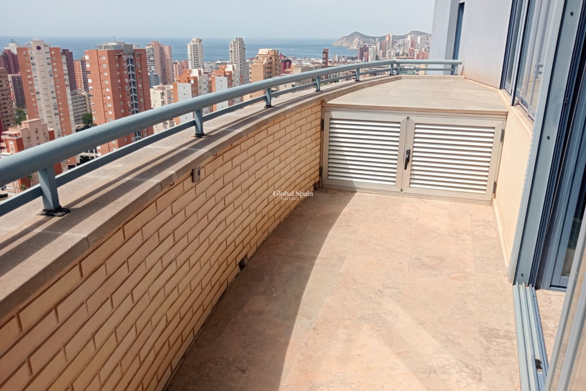 Revente - Appartement -
Benidorm - Levante