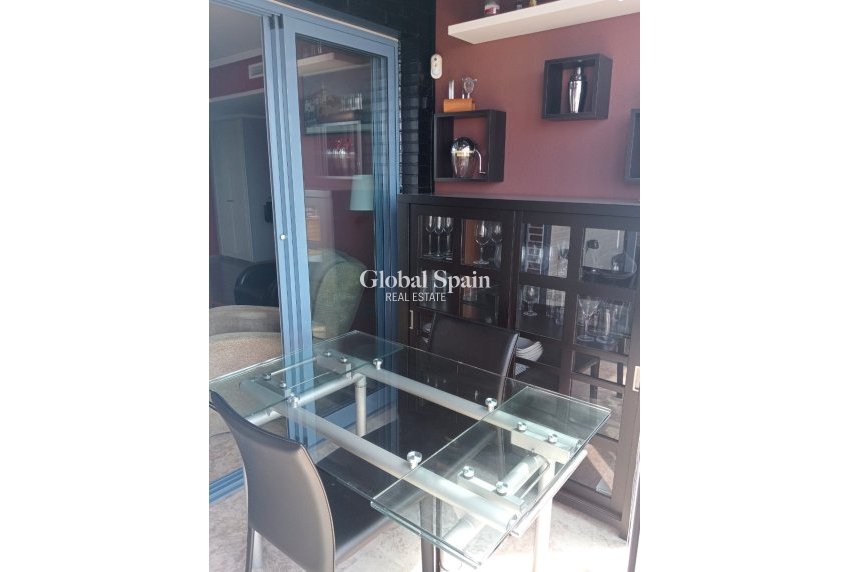 Revente - Appartement -
Benidorm - Levante