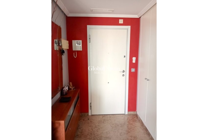 Revente - Appartement -
Benidorm - Levante