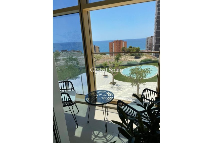 Revente - APPARTEMENT -
BENIDORM - Playa de Poniente