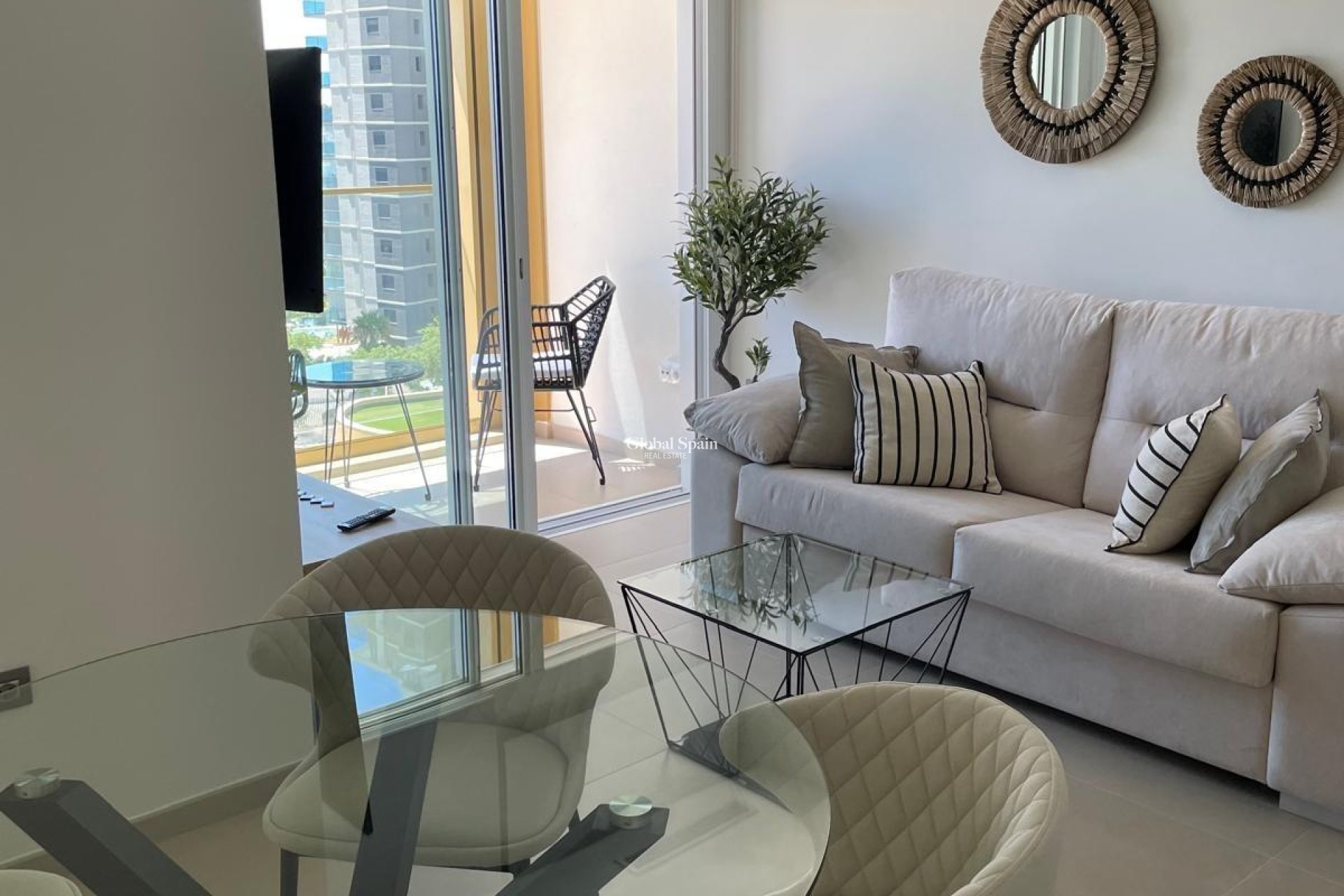 Revente - APPARTEMENT -
BENIDORM - Playa de Poniente