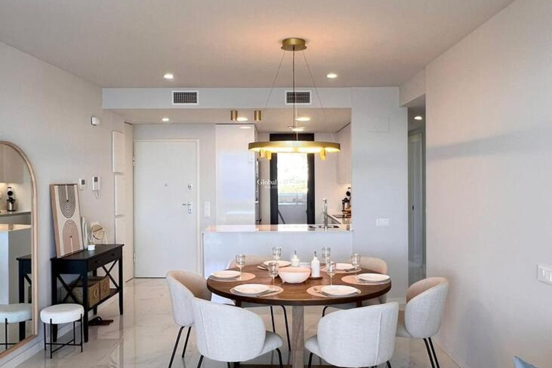 Revente - APPARTEMENT -
BENIDORM - Playa de Poniente