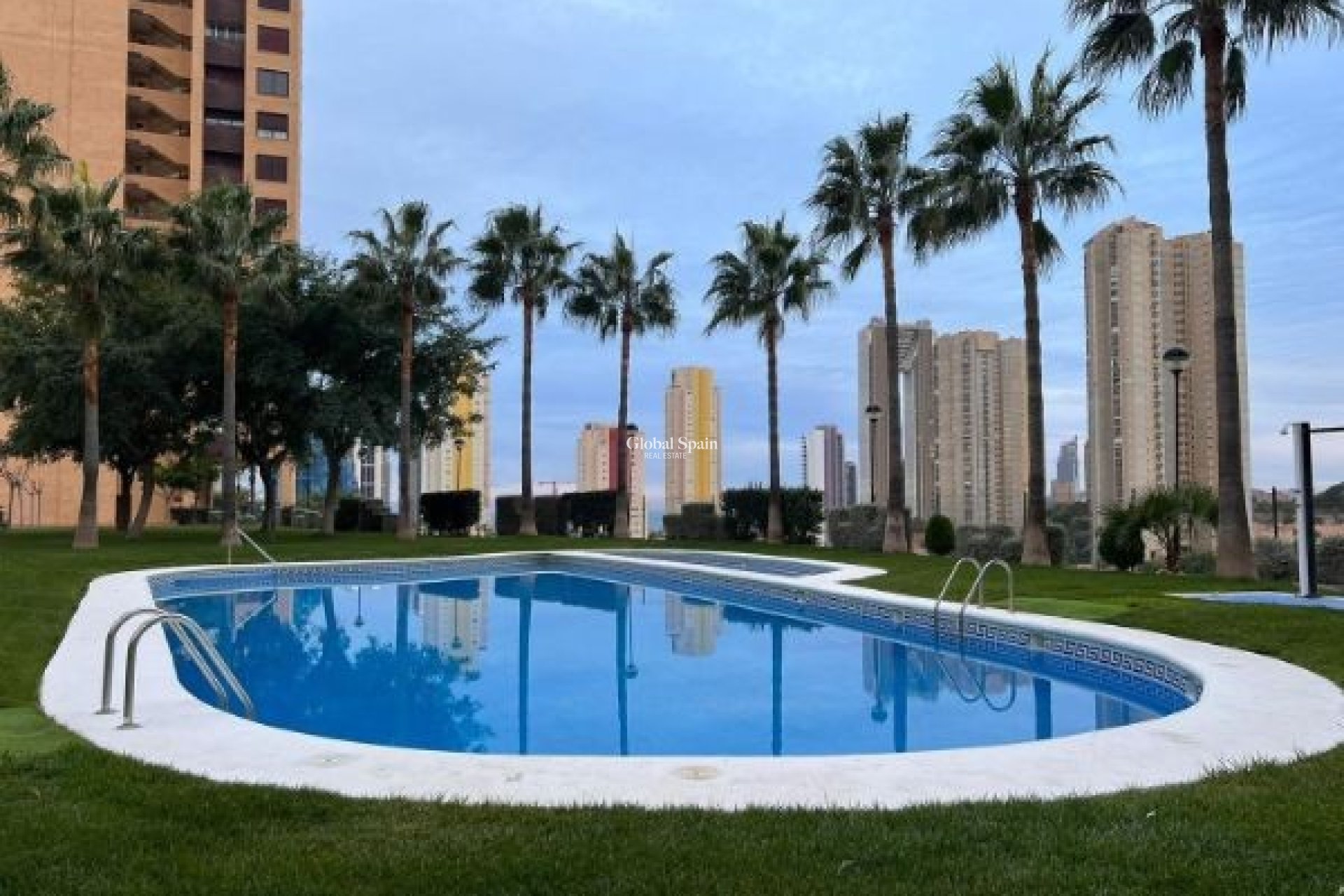 Revente - Appartement -
Benidorm - Zona de Poniente