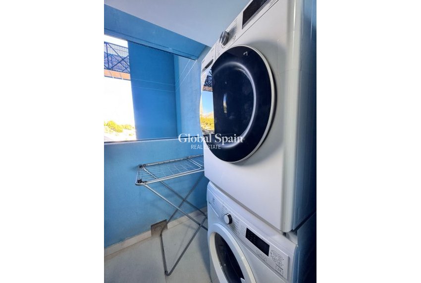 Revente - APPARTEMENT -
BENIDORM - Zona de Poniente