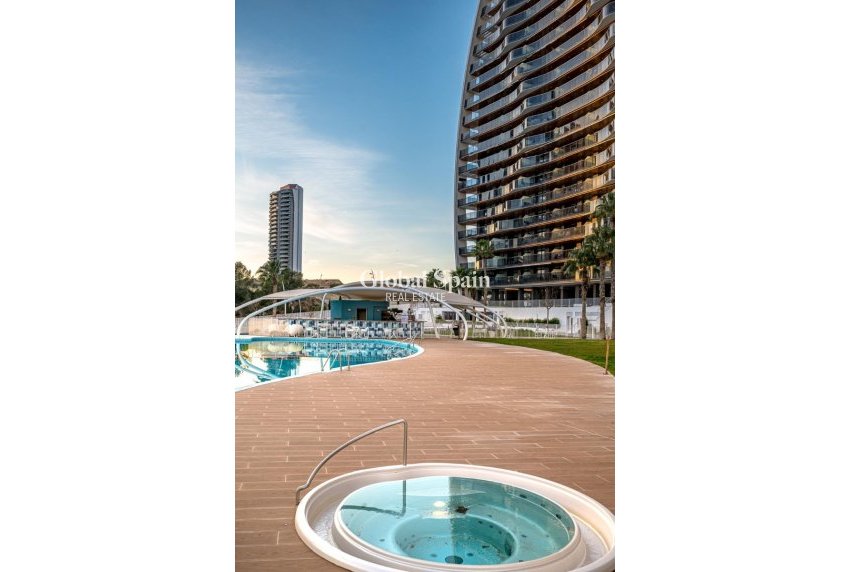 Revente - APPARTEMENT -
BENIDORM - Zona de Poniente