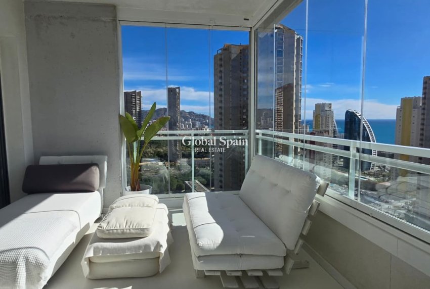Revente - APPARTEMENT -
BENIDORM - Zona de Poniente