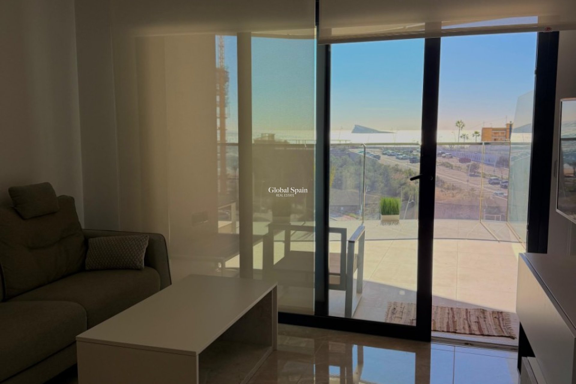 Revente - APPARTEMENT -
BENIDORM - Zona de Poniente