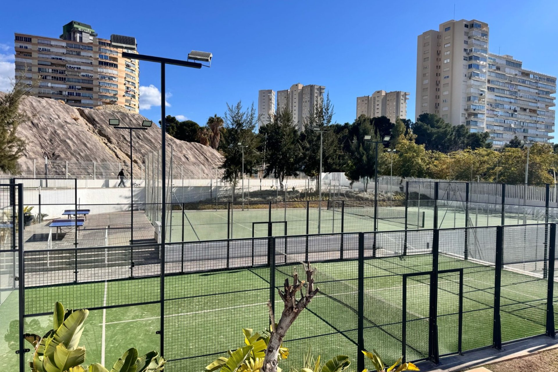 Revente - APPARTEMENT -
BENIDORM - Zona de Poniente