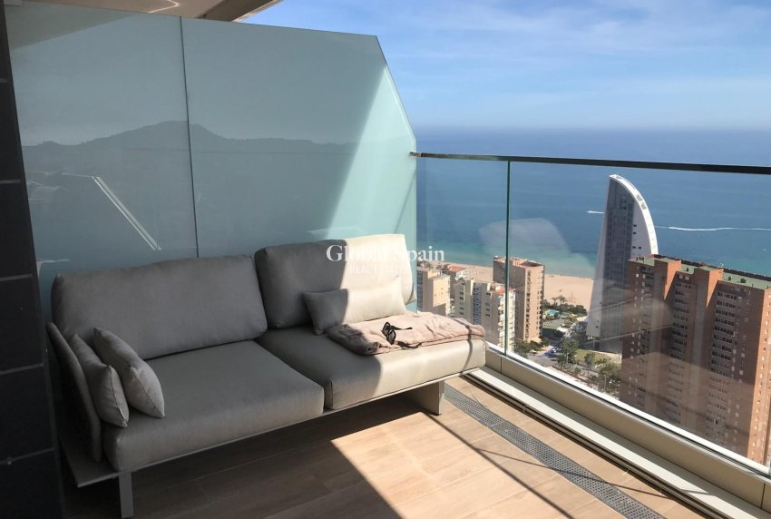 Revente - APPARTEMENT -
BENIDORM - Zona de Poniente