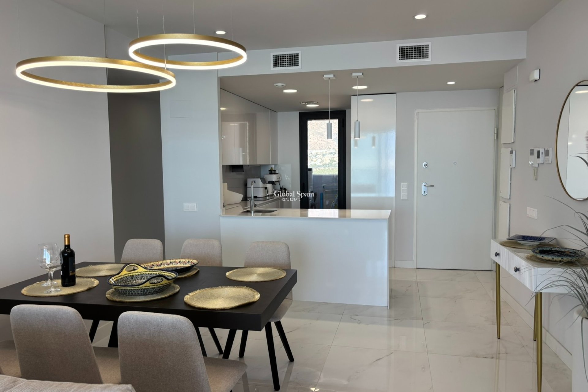 Revente - APPARTEMENT -
BENIDORM - Zona de Poniente