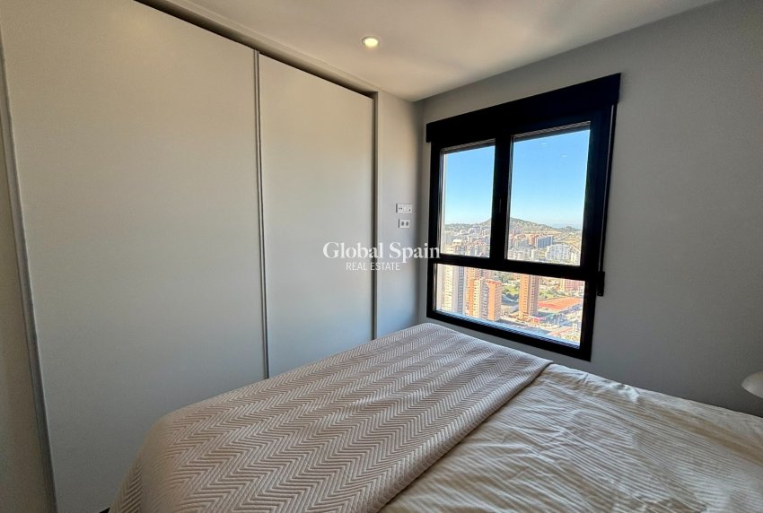 Revente - APPARTEMENT -
BENIDORM - Zona de Poniente