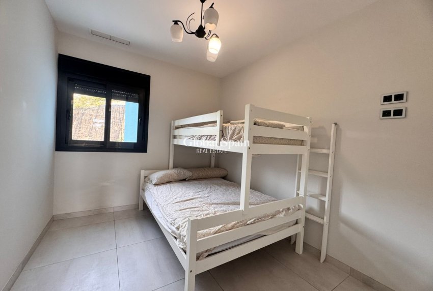 Revente - APPARTEMENT -
BENIDORM - Zona de Poniente