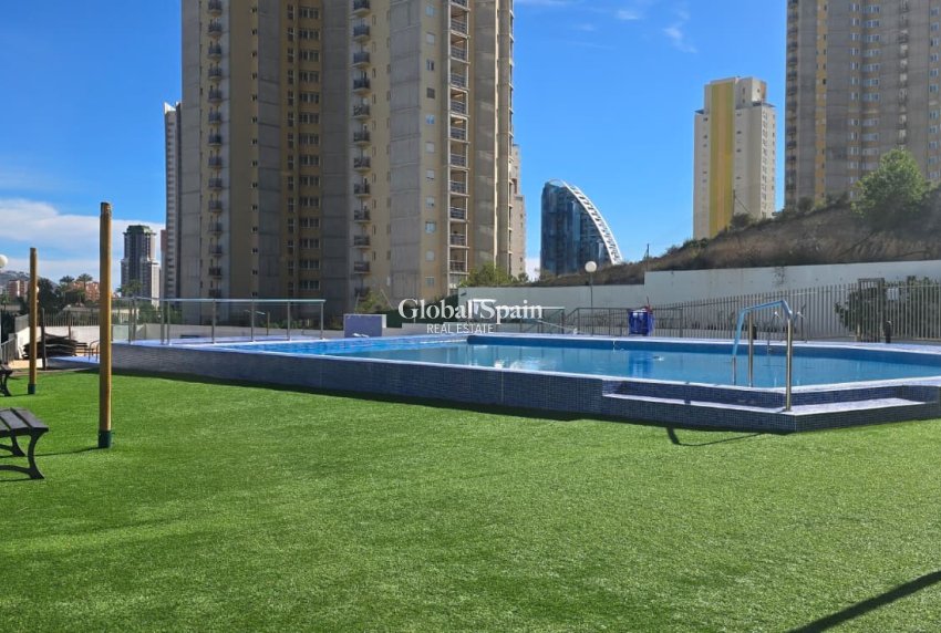 Revente - APPARTEMENT -
BENIDORM - Zona de Poniente