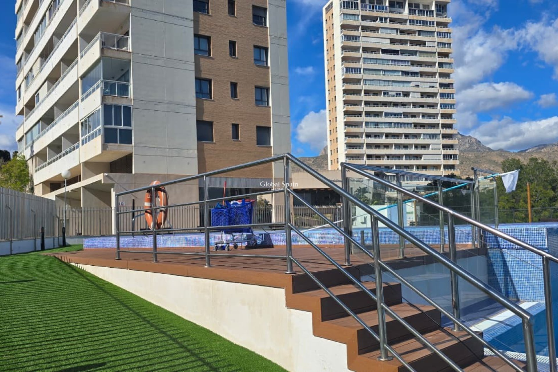 Revente - APPARTEMENT -
BENIDORM - Zona de Poniente
