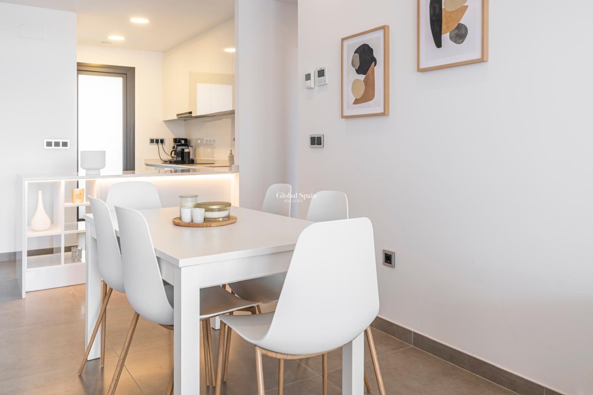 Revente - APPARTEMENT -
BENIDORM - Zona de Poniente