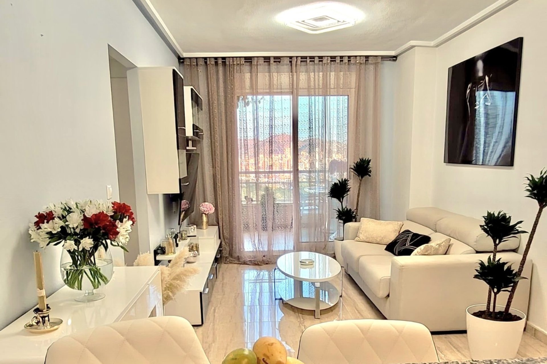 Revente - APPARTEMENT -
BENIDORM - Zona de Poniente