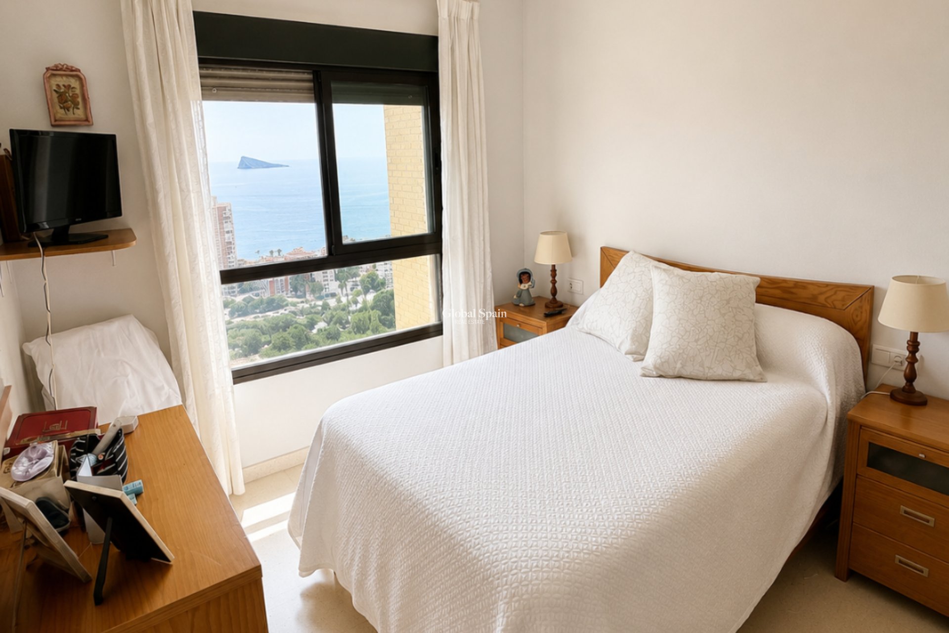 Revente - APPARTEMENT -
BENIDORM - Zona de Poniente