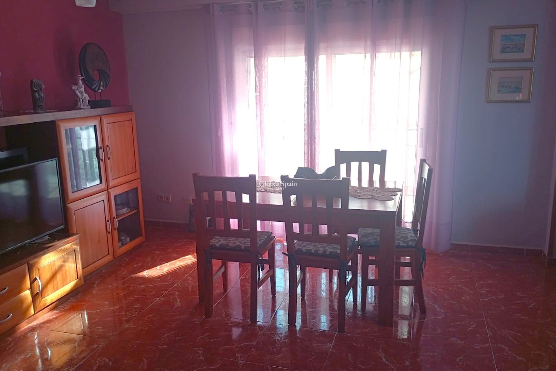 Revente - APPARTEMENT -
BENIDORM - Zona de Poniente