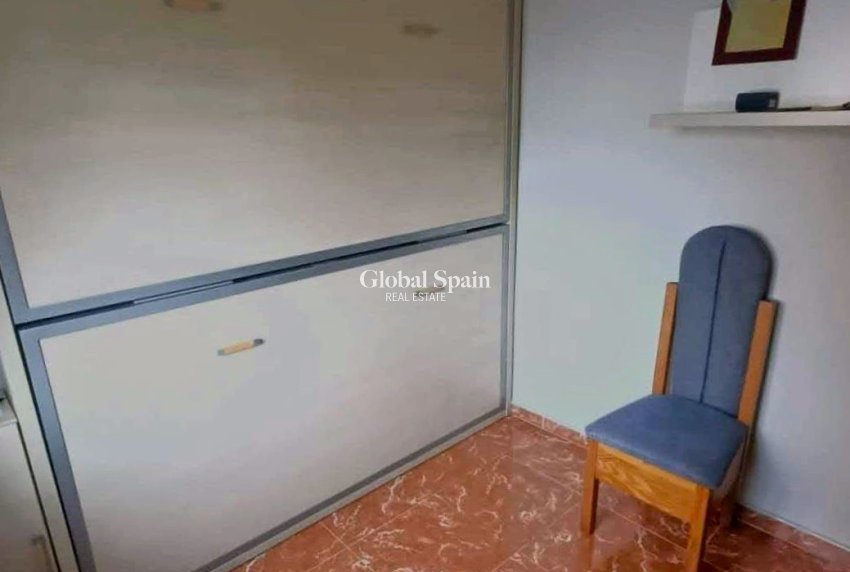 Revente - APPARTEMENT -
BENIDORM - Zona de Poniente