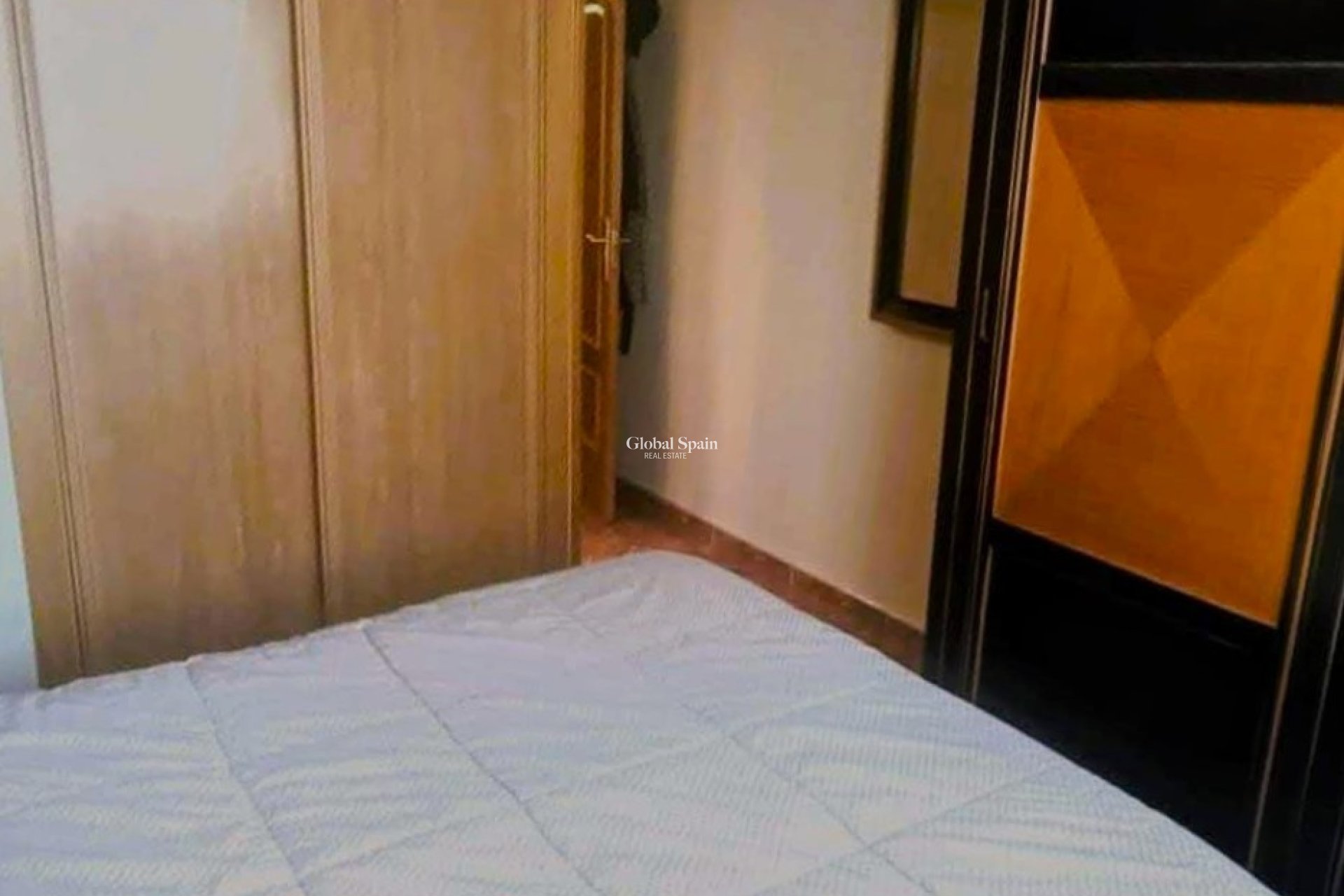 Revente - APPARTEMENT -
BENIDORM - Zona de Poniente