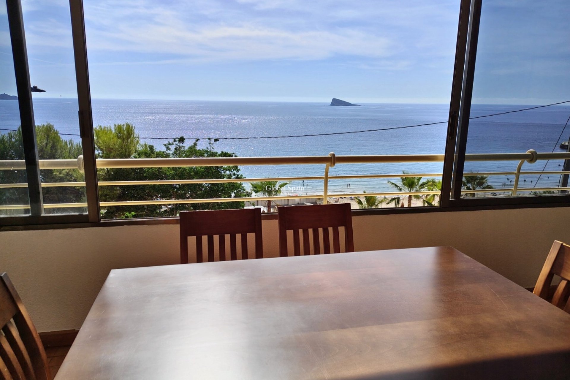 Revente - APPARTEMENT -
BENIDORM - Zona de Poniente
