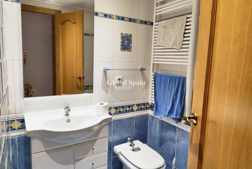Revente - APPARTEMENT -
BENIDORM - Zona de Poniente