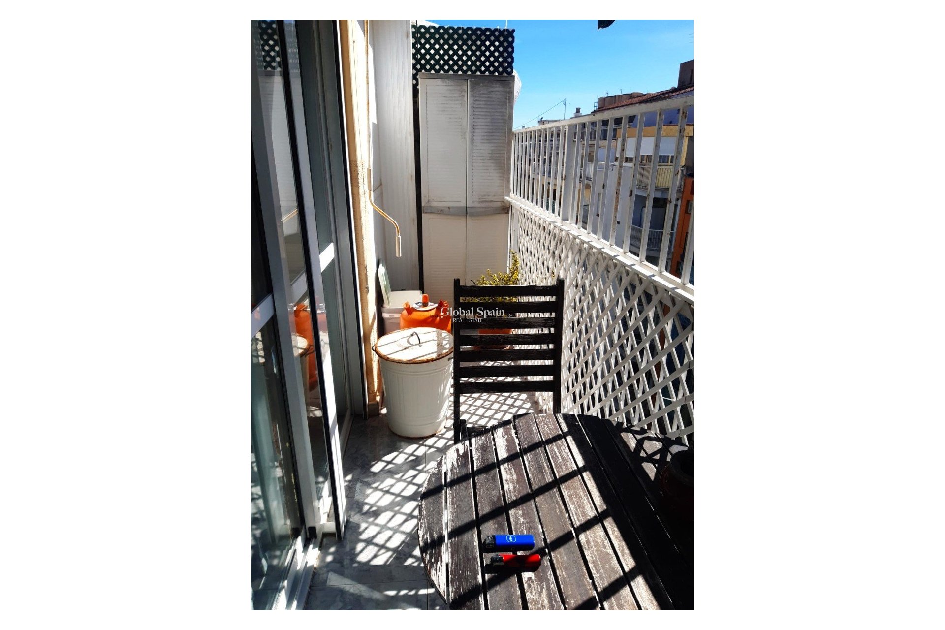 Revente - Appartement -
Benidorm - Zona de Poniente