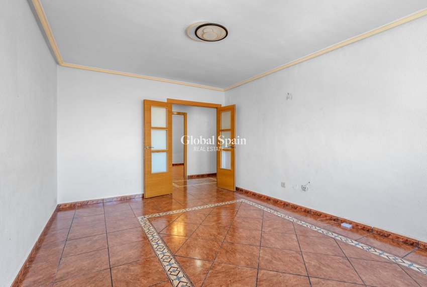 Revente - APPARTEMENT -
BENIJÓFAR - Costa Blanca South