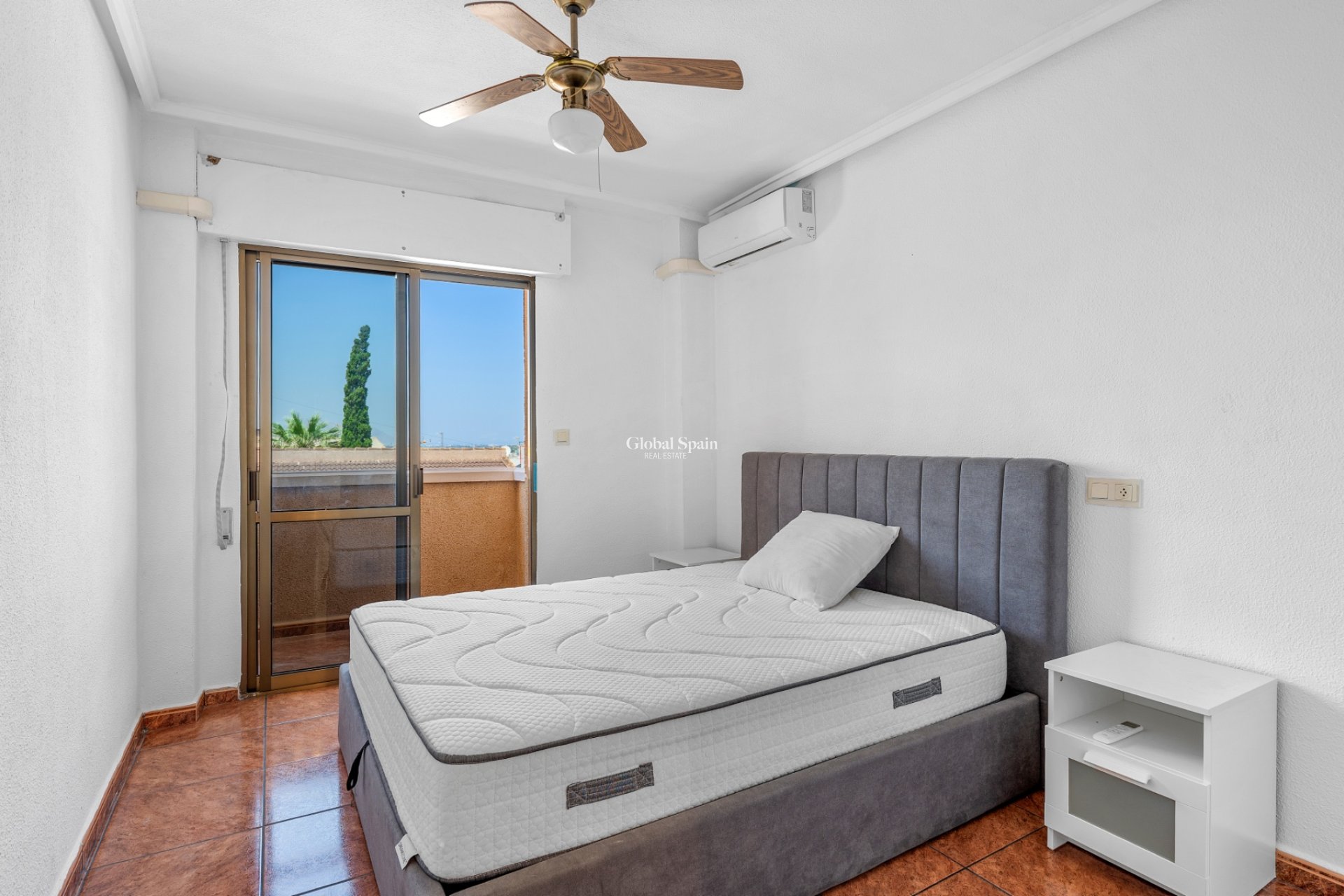 Revente - APPARTEMENT -
BENIJÓFAR - Costa Blanca South