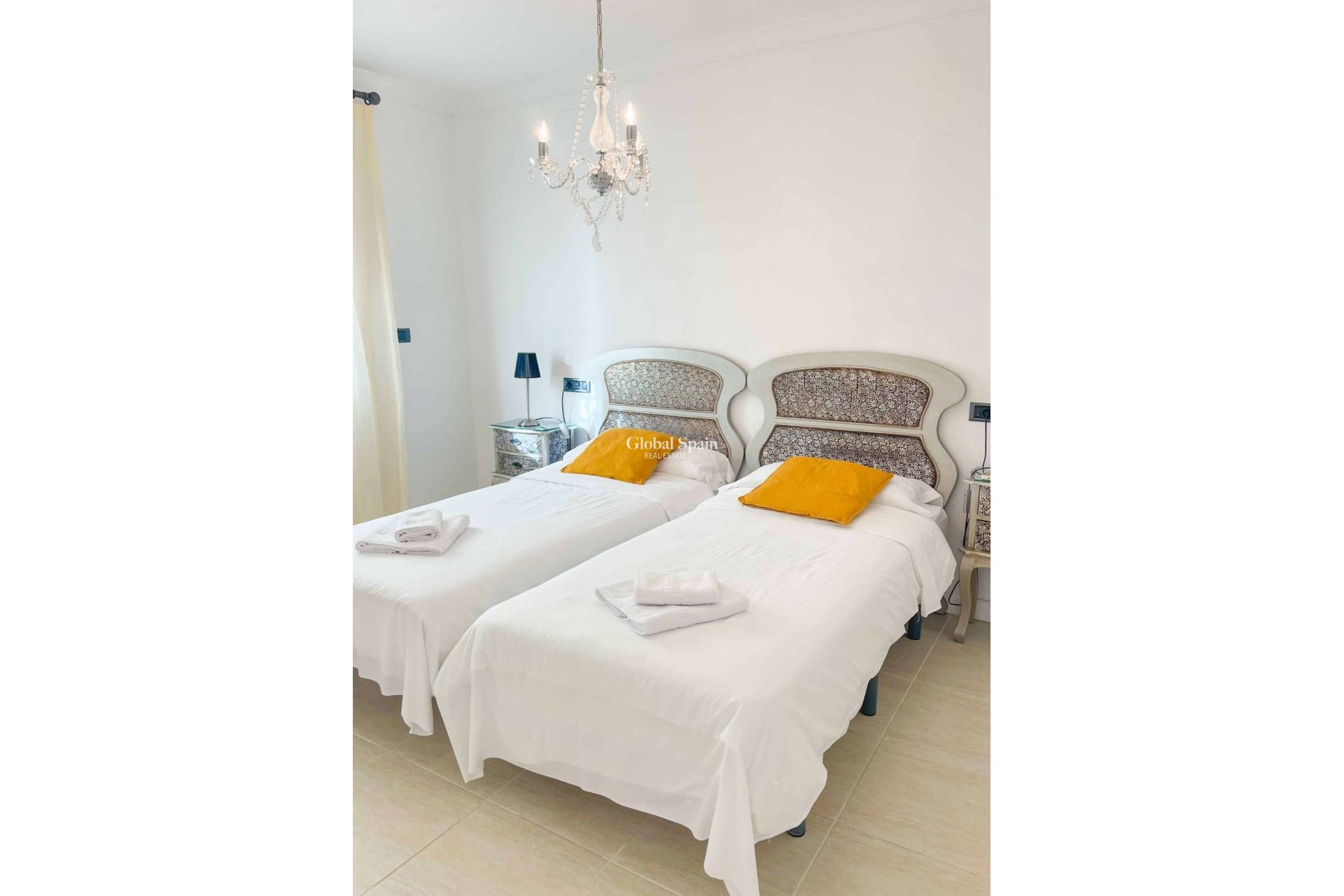 Revente - APPARTEMENT -
BENISSA - Costa Blanca