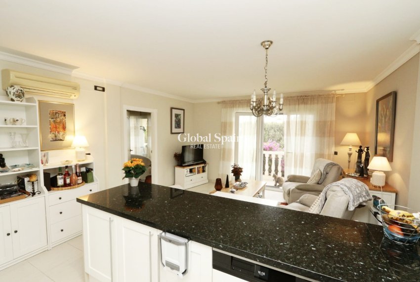 Revente - APPARTEMENT -
BENISSA - Costa Blanca