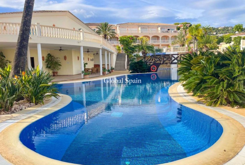 Revente - APPARTEMENT -
BENISSA - Costa Blanca
