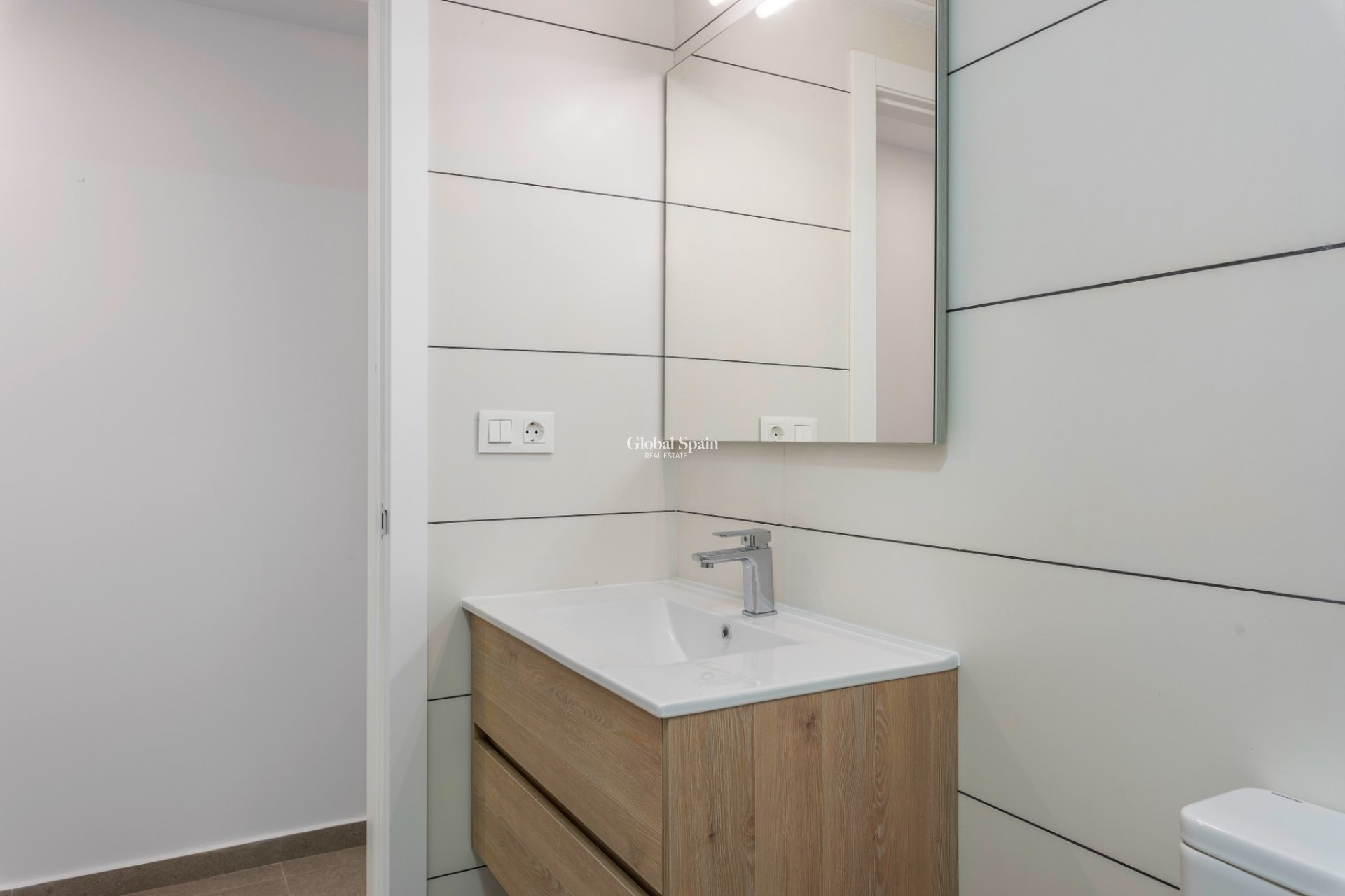 Revente - APPARTEMENT -
BIGASTRO - Inland