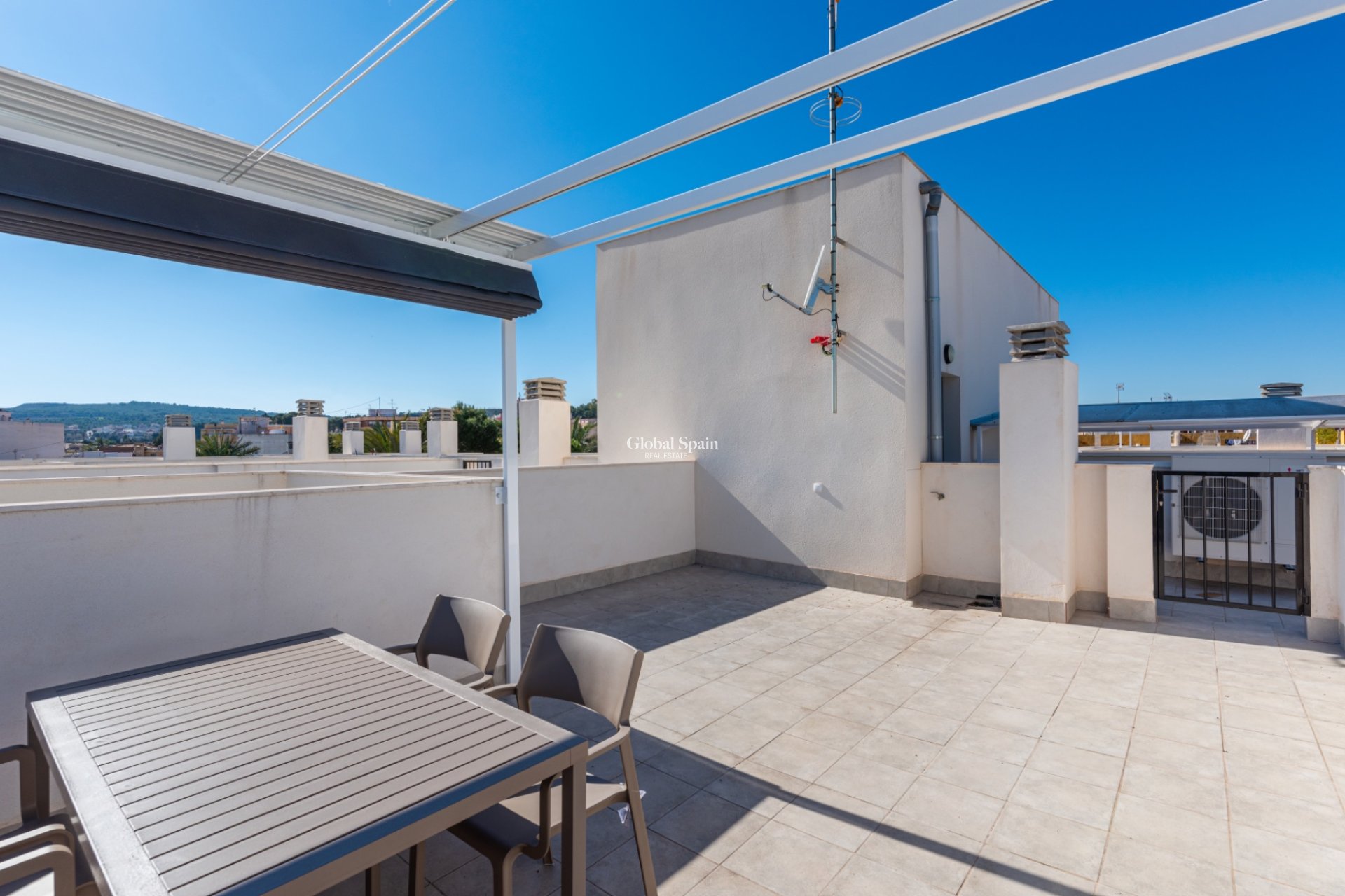 Revente - APPARTEMENT -
BIGASTRO - Inland