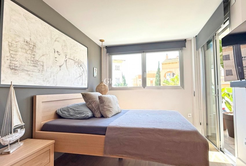 Revente - APPARTEMENT -
CABO DE PALOS - Cabo de Palos