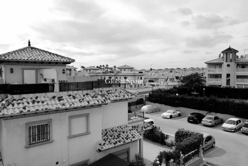 Revente - APPARTEMENT -
CABO ROIG - Costa Blanca