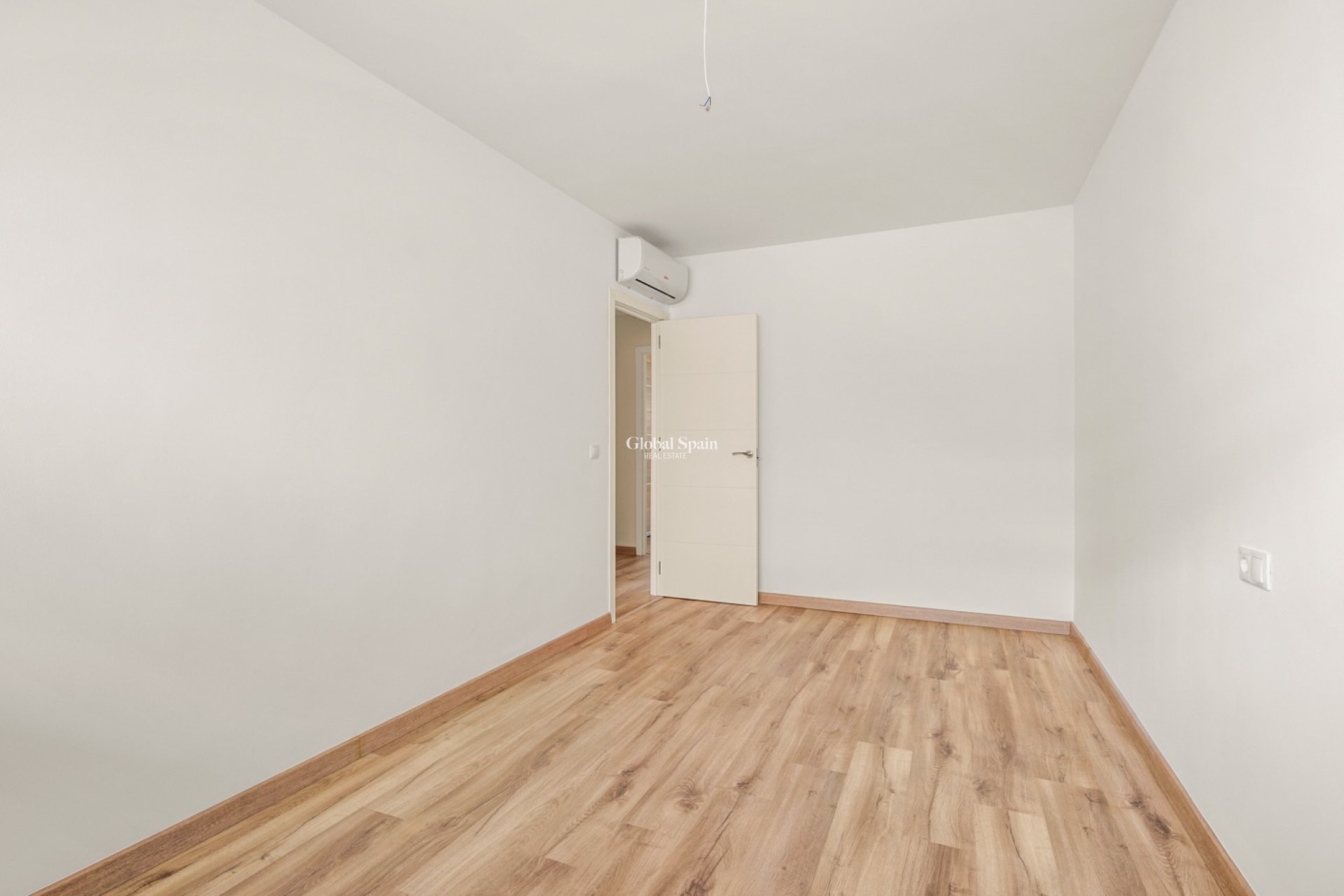 Revente - APPARTEMENT -
CALPE - Centro