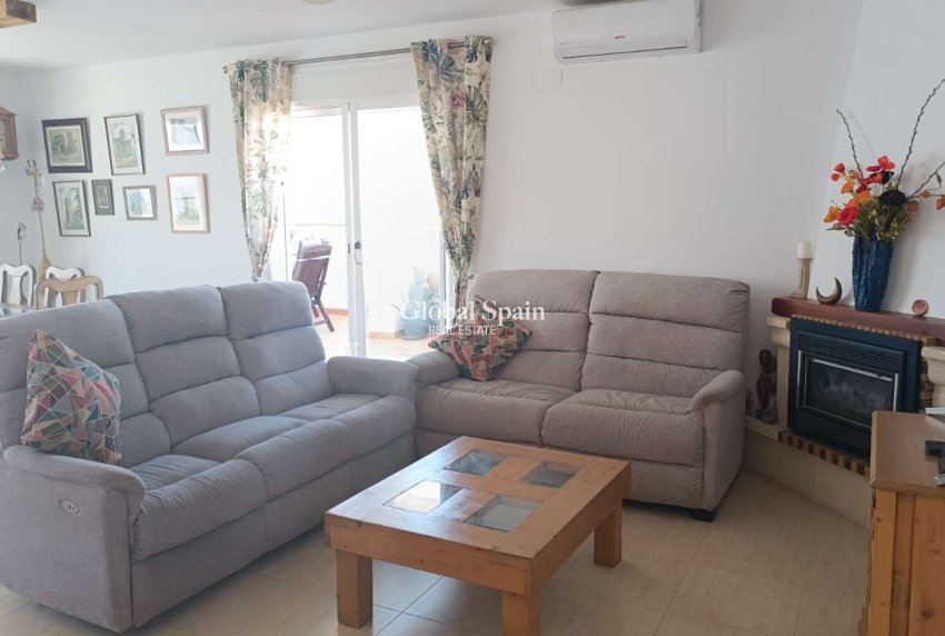 Revente - APPARTEMENT -
CALPE - Costa Blanca