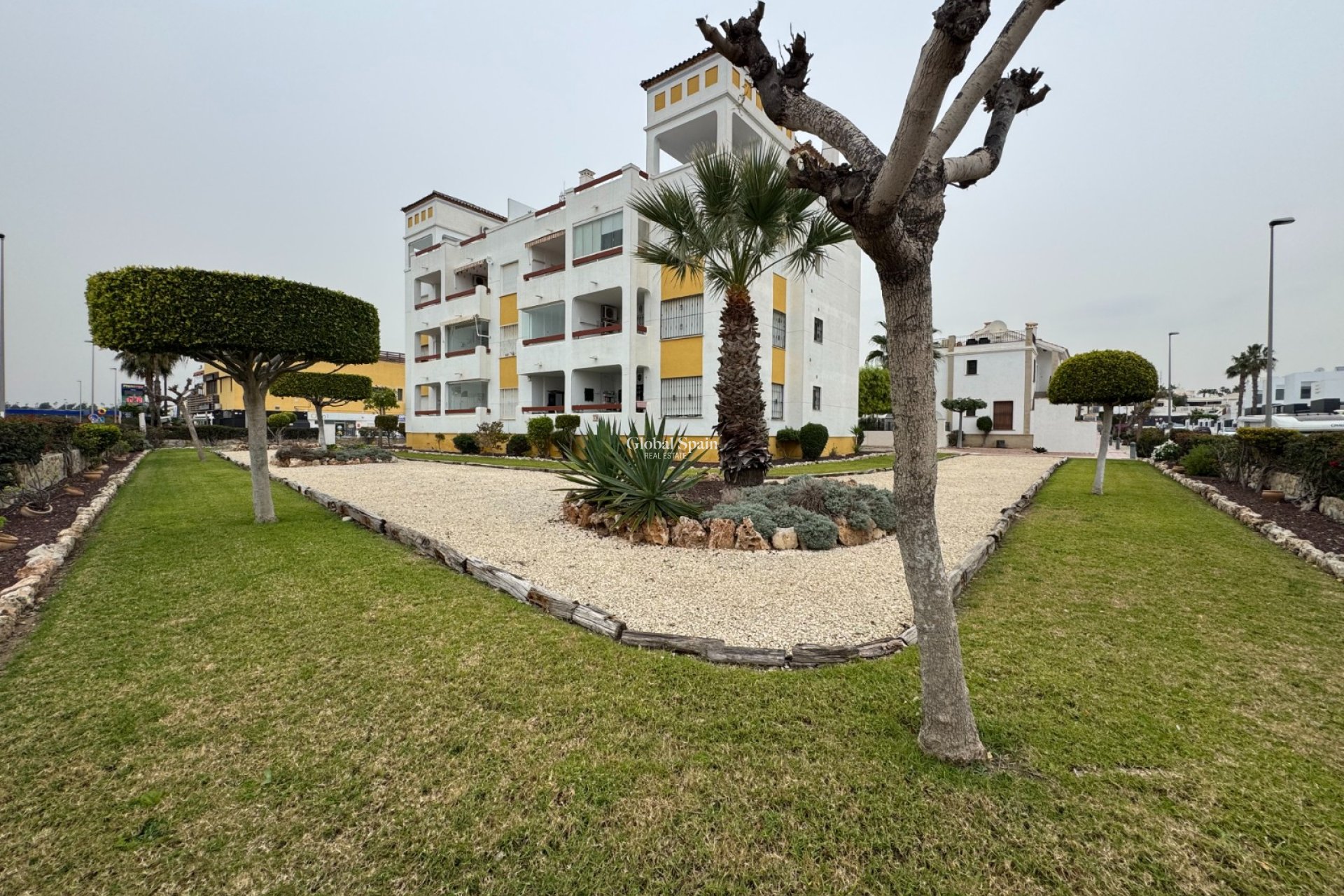 Revente - APPARTEMENT -
CAMPOAMOR - Costa Blanca
