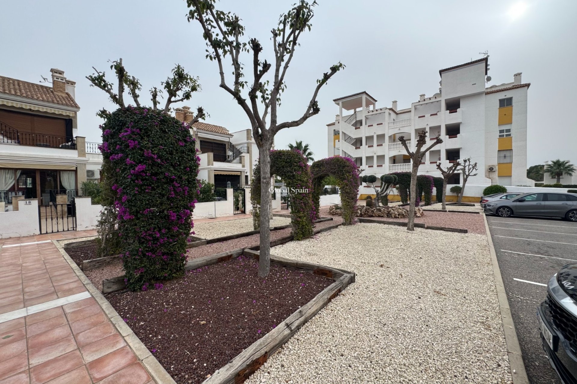 Revente - APPARTEMENT -
CAMPOAMOR - Costa Blanca
