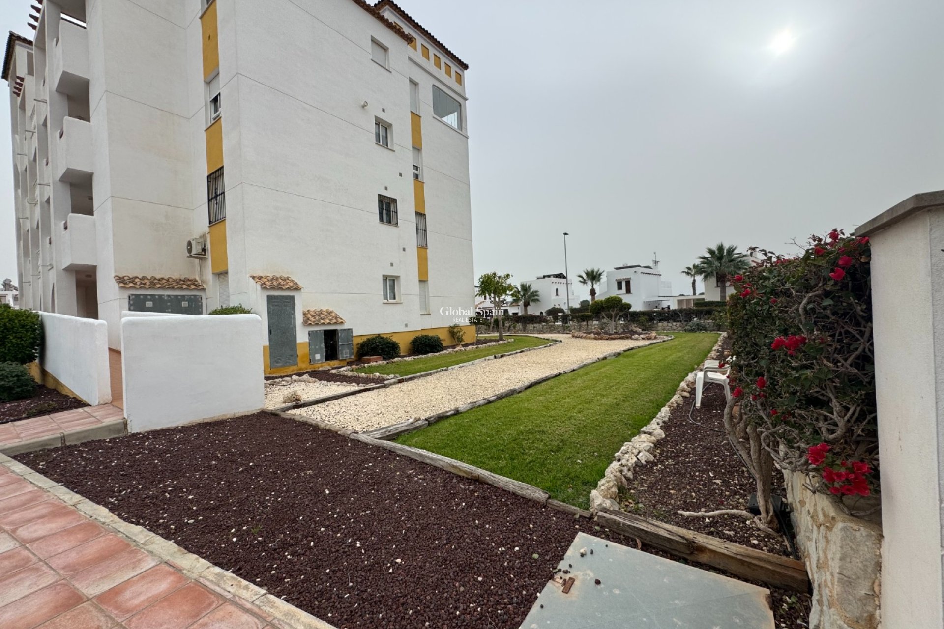 Revente - APPARTEMENT -
CAMPOAMOR - Costa Blanca