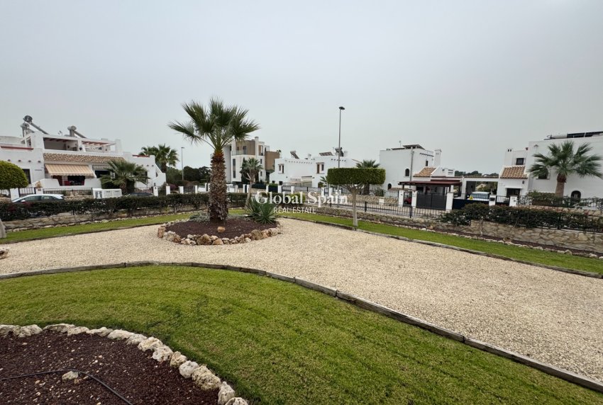 Revente - APPARTEMENT -
CAMPOAMOR - Costa Blanca