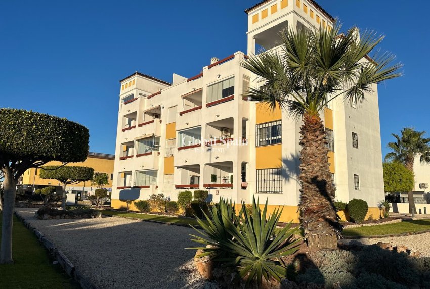 Revente - APPARTEMENT -
CAMPOAMOR - Costa Blanca
