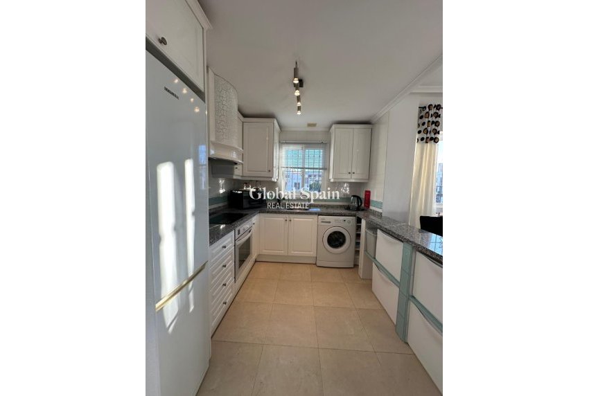 Revente - APPARTEMENT -
CAMPOAMOR - Costa Blanca