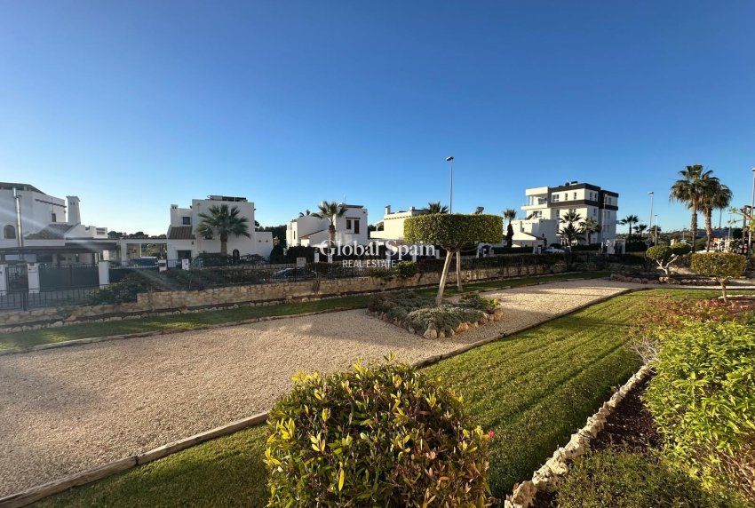 Revente - APPARTEMENT -
CAMPOAMOR - Costa Blanca